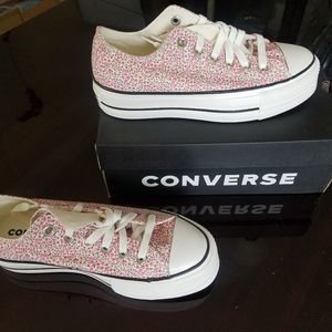 converse chuck taylor floral platform